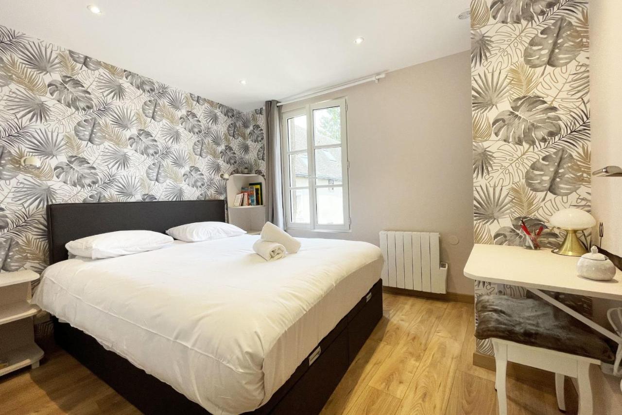 Arts Et Histoires Apartment Chartres Bagian luar foto