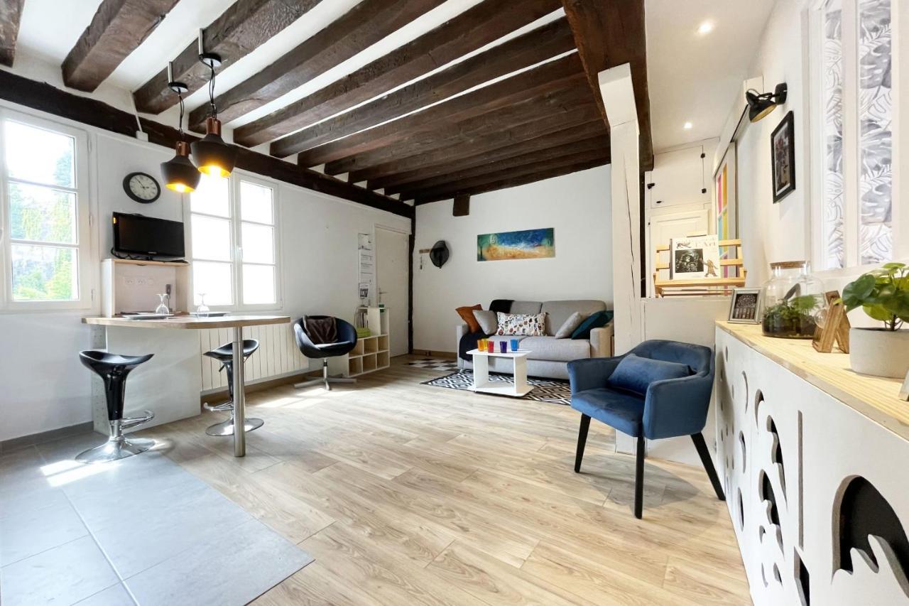 Arts Et Histoires Apartment Chartres Bagian luar foto